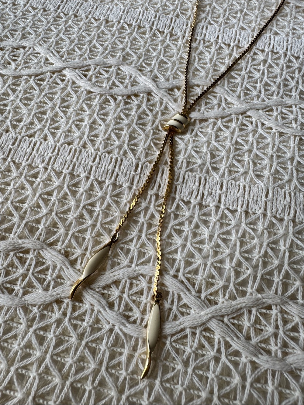 Vintage Gold Lariat Necklace with Cream Enamel Accents